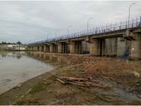 Warga Menyayangkan Banyak Sampah Menggenang di Bendung Gerak