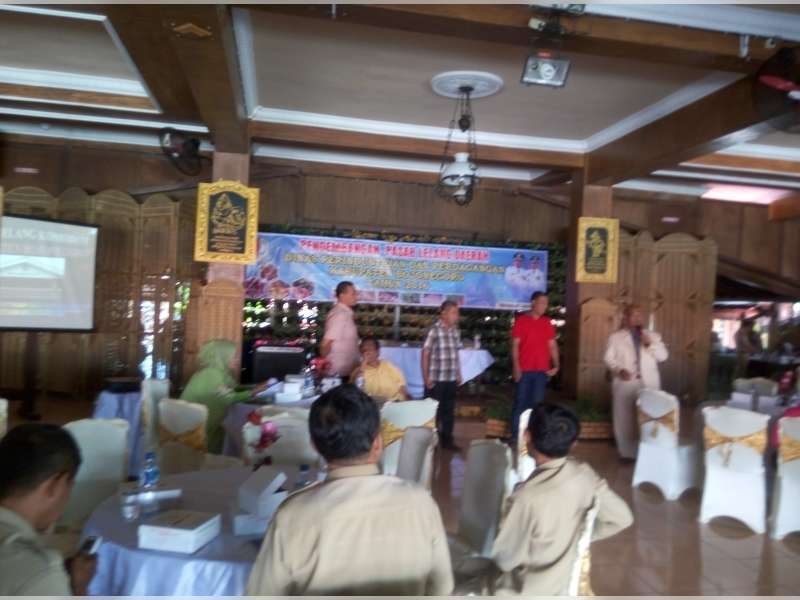 Pertemukan Petani dengan Pembeli, Disperindag Bojonegoro Gelar Pasar Lelang
