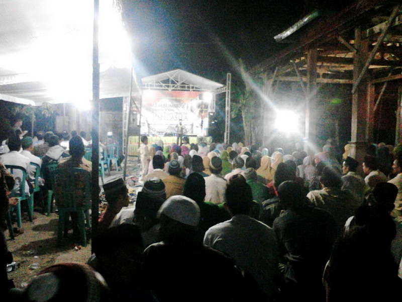 Bakesbangpolinmas Berikan Pendidikan Politik Pada Masyarakat Desa Deling