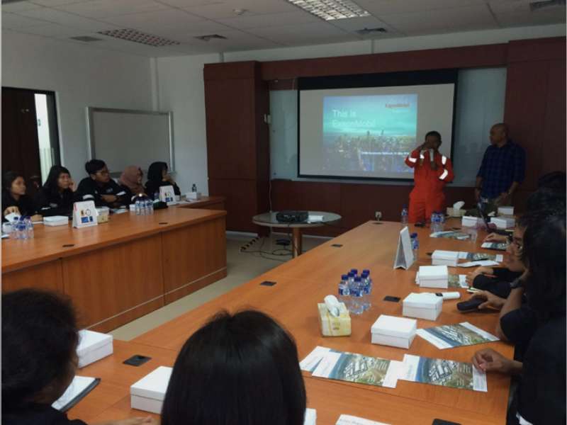 Puluhan Mahasiswa Undip Kunjungi Lokasi Proyek Banyu Urip