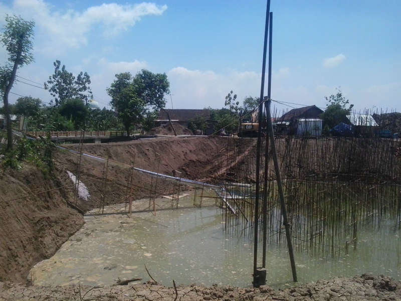 Cekdam Sangat Membantu Para Petani Menahan Banjir