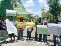 Aksi Kecam Kekerasan Terhadap Wartawan