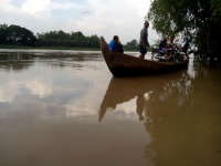 Bengawan Solo Pasang Surut, Petani WasWas Mau Tanam Padi