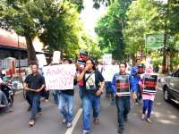 Aksi Damai, Jurnalis Datangi Dewan dan Kantor Pos Bojonegoro