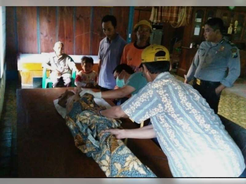 Lelaki Tua di Sekar Ditemukan Tewas Gantung Diri