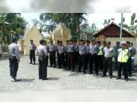 Karyawan PT Geo Cepu Indonesia Mogok Kerja, Polsek Kedewan Siagakan 1 Pleton Antisipasi Kerusuhan