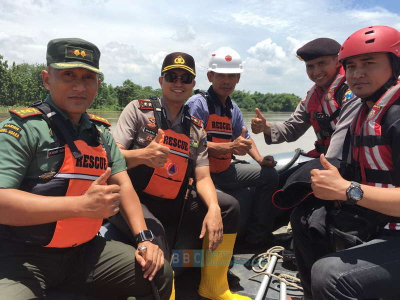 Kapolres Laksanakan Patroli Bengawan Solo Bersama Dandim dan BPBD