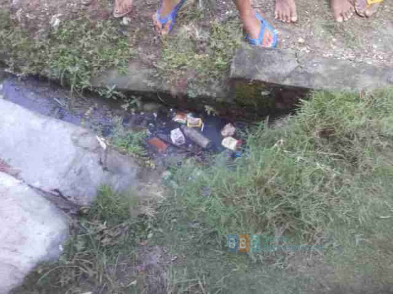 Ditinggal Ibunya Jemur Pakaian, Bocah Balita Ini Tewas Kecebur Got