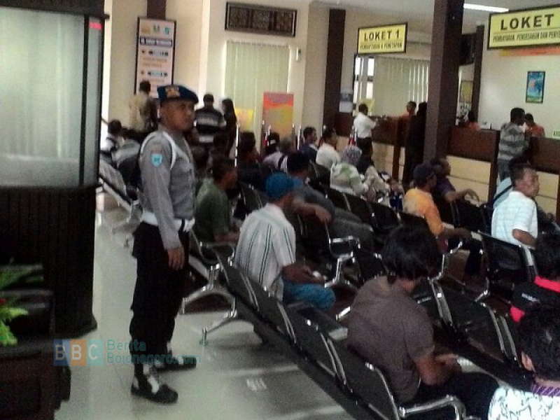 Setiap Hari Ada Petugas Propam Awasi Pelayanan Polres