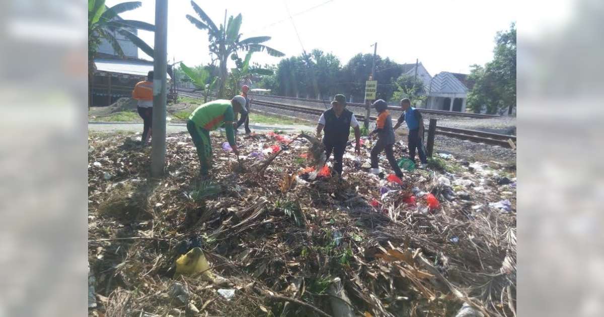 DKP Adakan Gerakan Mata Sedap dengan Bersih-Bersih 