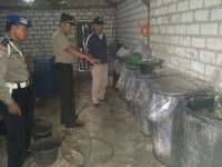 Produsen Arak Asal Semanding Diamankan Polisi