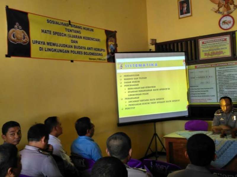 Polres Sosialisasikan Penanganan Hate Speech di Mapolsek Temayang