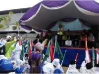 Pawai Santri di Ponpes Abu Dzarrin Diikuti Ribuan Peserta