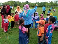 Outbound PKH di Lapangan Desa Pejambon Kecamatan Sumberrejo