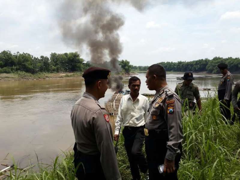 Tambang Pasir Ilegal di Mojosrejo Ngraho Ditertibkan Petugas
