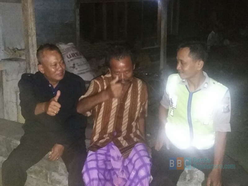 Kapolsek Ngasem Amankan Orang Gila