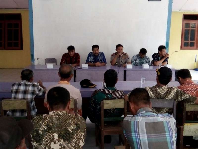 Polsek dan Muspika Tambakrejo Bina Eks Gafatar