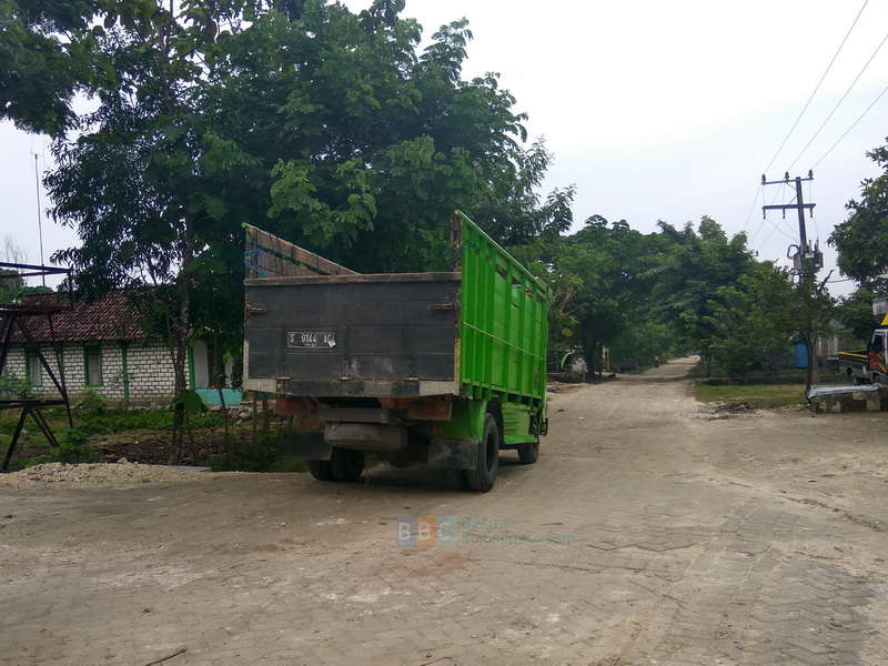Terkait Jalan Rusak Akibat Proyek Pusdiklat, Ini Jawaban Kepala Desa Ngumpakdalem