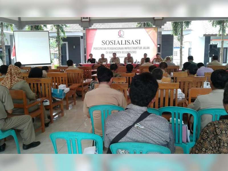 Pemkab Sosialisasikan Percepatan Pembangunan Infrastruktur Jalan di Ngraho