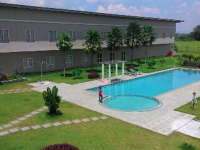 Hanya Rp 15 Ribu, Renang Sepuasnya di Hotel Bonero