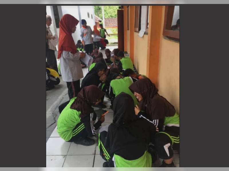 Alumni ITB Ajarkan Metode STEAM Pada Guru Bojonegoro