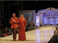 Pertama Berjalan di Catwalk, Kapolres Merasa Canggung