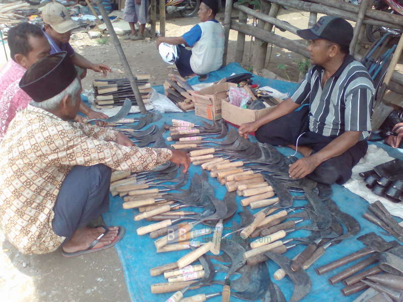 Sabit Buatan Jombang Paling Diminati Warga Bojonegoro