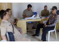 Kapolsek Ngasem Sambang Desa Cek Persiapan Pilkades