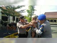 Operasi Zebra Semeru 2016 Dimulai, Polres Bojonegoro Gelar Pasukan