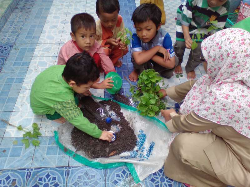 Ajarkan Anak Berupaya Kejar Cita-cita