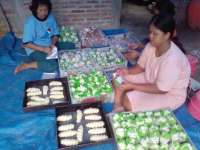 Bisa Pekerjakan 35 Orang, Sehari Produksi 15 Ribu Kue