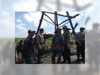 Pemkab Bojonegoro Tertibkan Penambang Minyak Sumur Tua