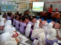 Siswa SD Negeri Leran IV Antusias Ikuti Kegiatan Belajar Energi Migas