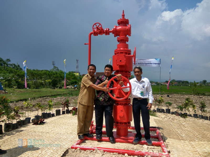 Bupati Bojonegoro Resmikan Taman Tawakal di Desa Campurejo