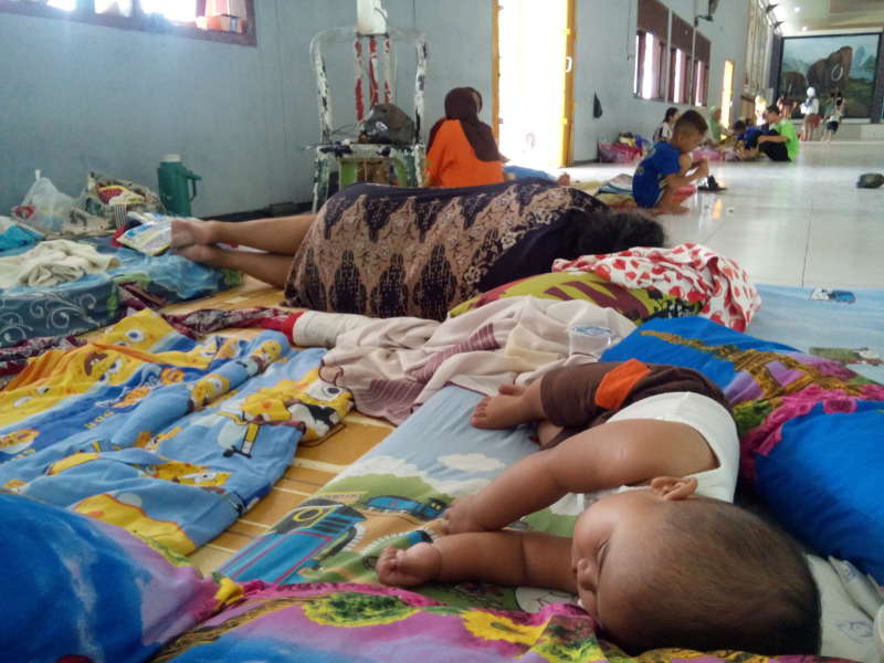 Warga Ledok Wetan dan Ledok Kulon Mengungsi