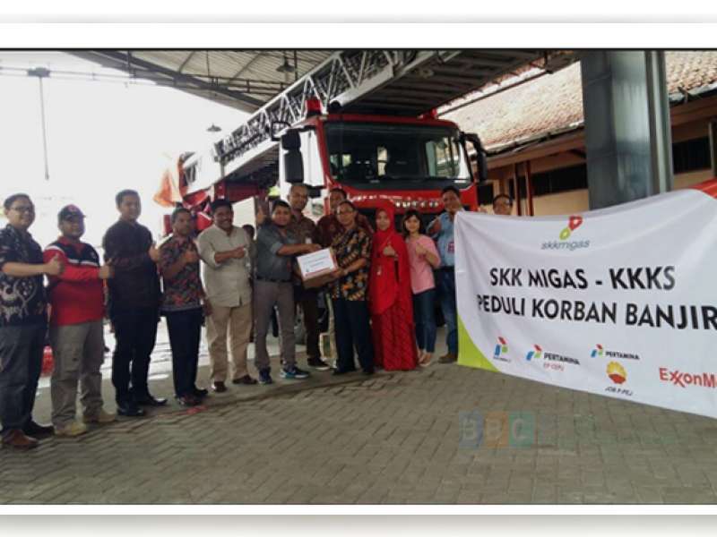 SKK Migas dan KKKS Serahkan Bantuan untuk Korban Banjir ke BPBD Bojonegoro