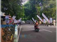 Spanduk Festival HAM Dipaku di Pohon, Langgar Perbup No 24 Tahun 2012