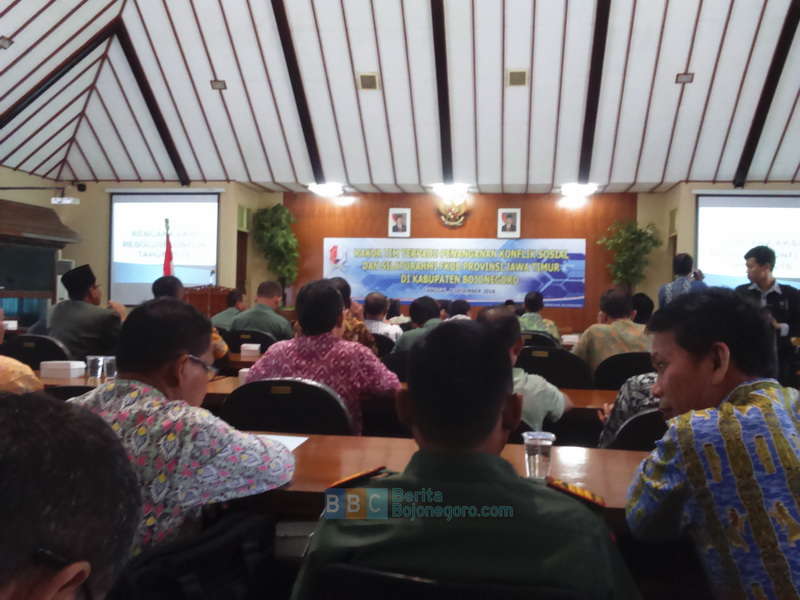 Wabup Membuka Rakor FKUB Provinsi Jawa Timur di Bojonegoro