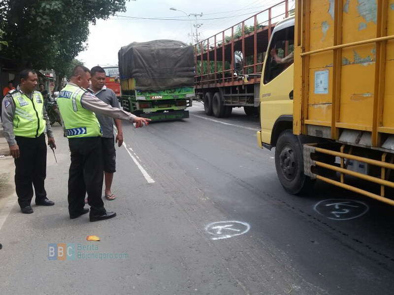 Dua Bocah Tewas Usai Terlindas Trailer di Tuban