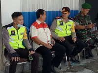 Kapolres Laksanakan Patroli Skala Besar ke Gereja