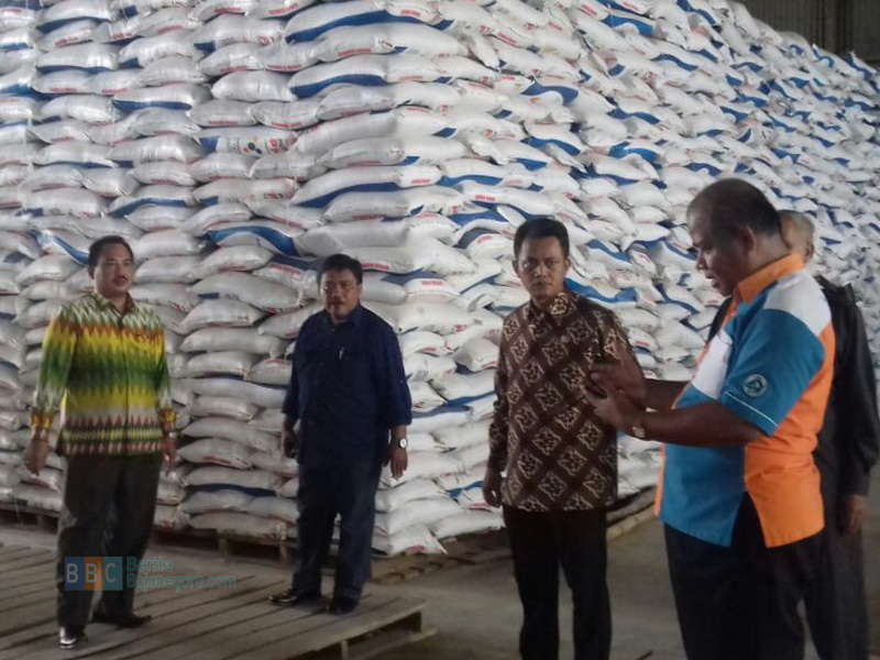 SK Gubernur Belum Terbit, Penyaluran Pupuk 2017 Terancam Molor