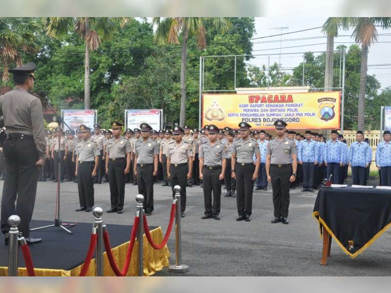 116 Anggota Polres Bojonegoro Naik Pangkat