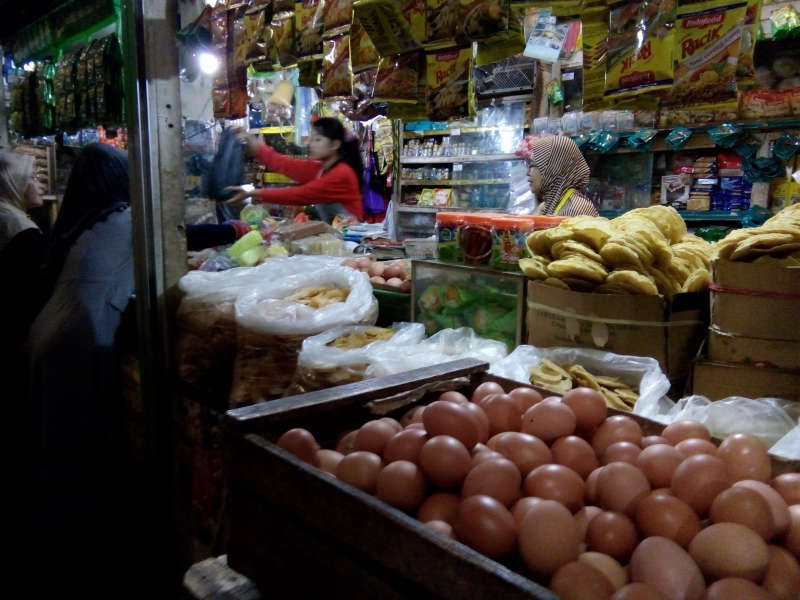Harga Telur di Pasar Besar Bojonegoro Naik