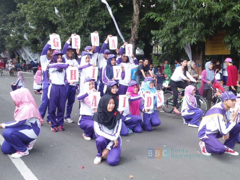 Aksi Solidaritas Peringati Hari AIDS Sedunia di Bojonegoro