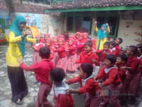 Targetkan Anak Hafal Asmaul Husna