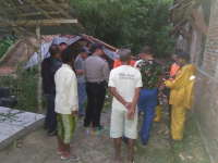 Dua Rumah Warga Sumberrejo Roboh Diterjang Angin Kencang