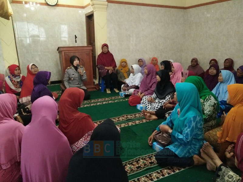 Sat Binmas Polres Bojonegoro Giatkan Binluh Kamtibmas Kepada Orang Tua