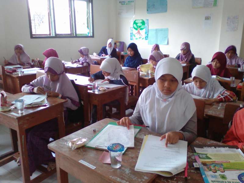 Kenalkan Sekolah, SMP Al-Fatimah Bojonegoro  Gelar Try Out Akbar