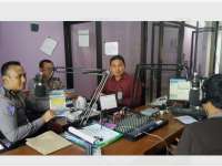 Satlantas Polres Bojonegoro Sosialisasikan PP Nomor 60 Tahun 2016 Melalui Radio
