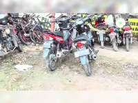 Mau Nyebrang, Pemotor di Baureno Ditabrak Pelajar